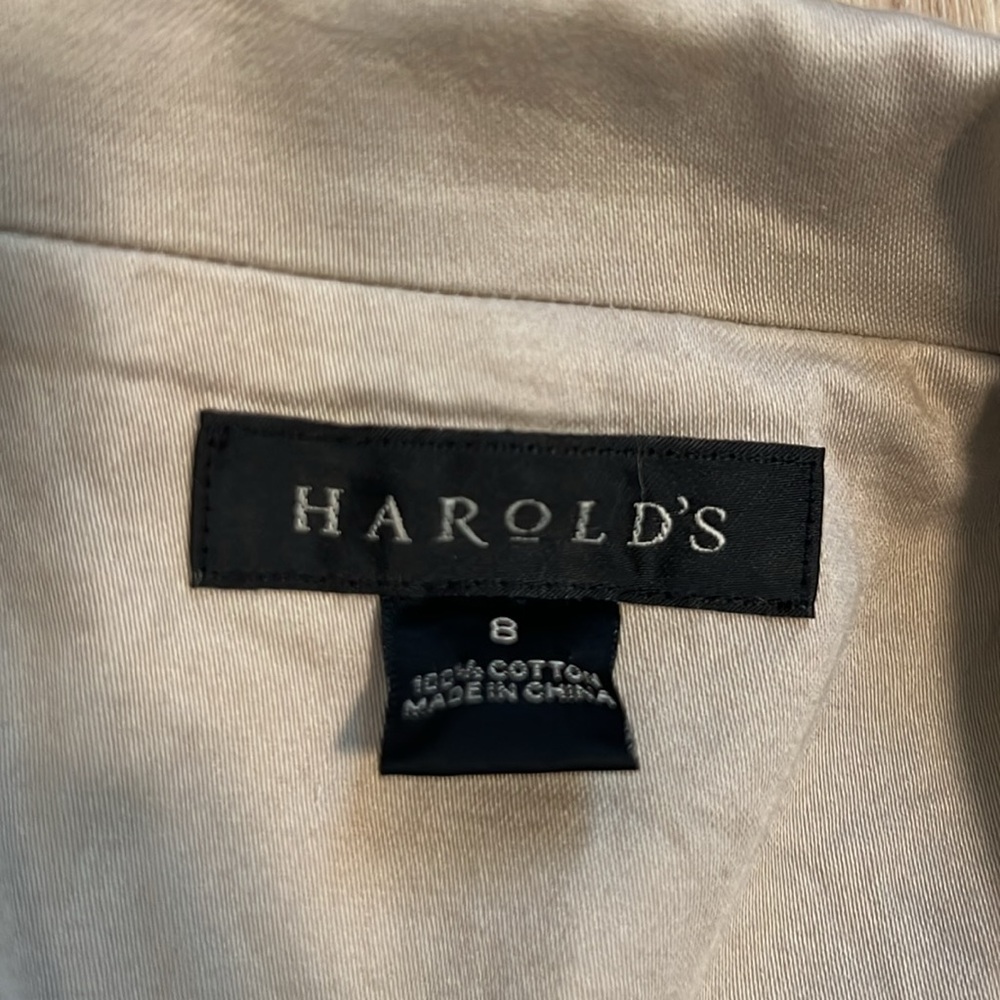 HAROLD’S Women’s Size 8 Tan Three Button Blazer 100% Cotton - Picture 2 of 12